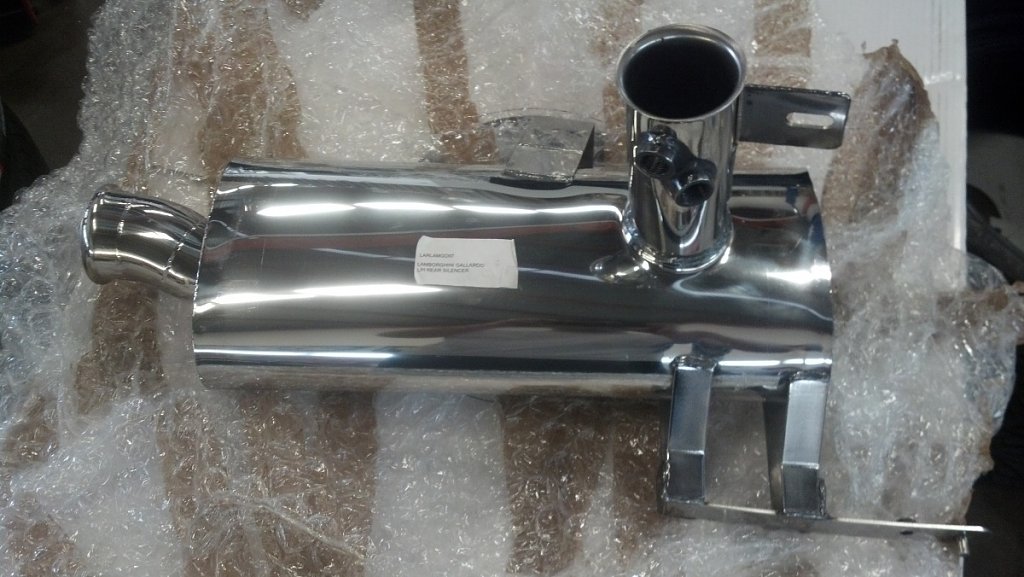 Click image for larger version

Name:	2004-2005 Lamborghini Gallardo Larini Exhaust Left Muffler Pic.jpg
Views:	58
Size:	272.2 KB
ID:	209814