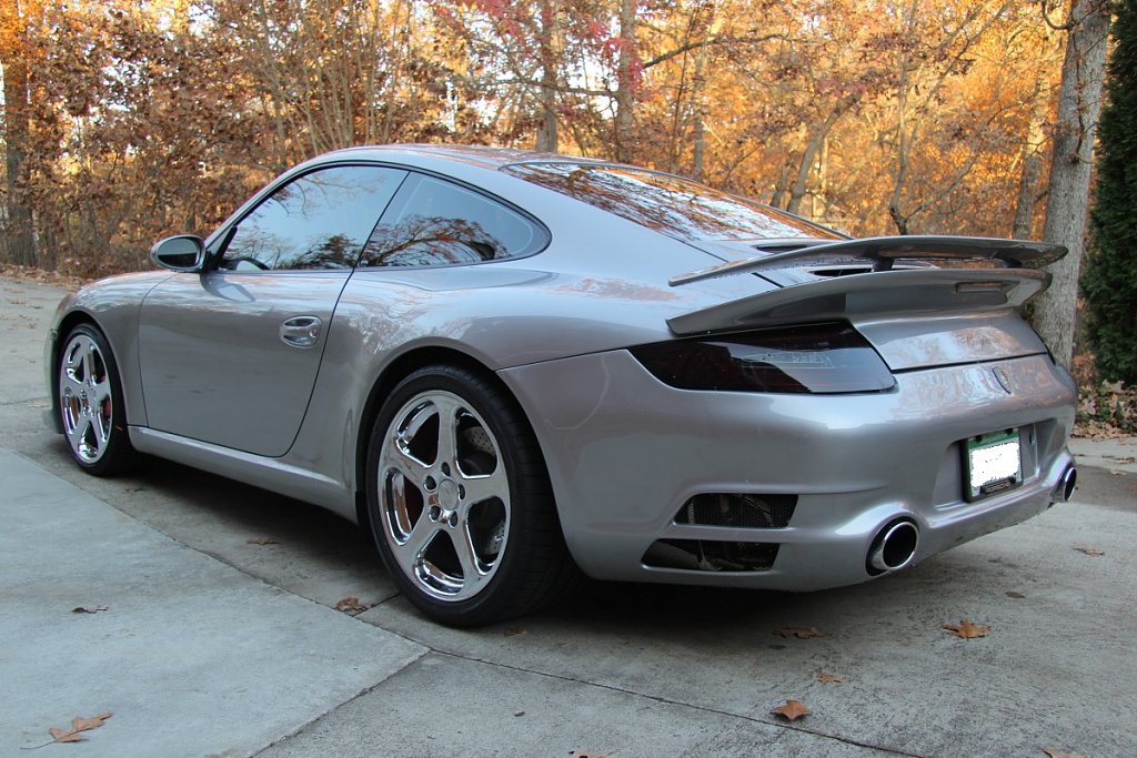 Click image for larger version

Name:	Chrome Wheels on Silver 997 Rear Angle.jpg
Views:	94
Size:	382.8 KB
ID:	256851