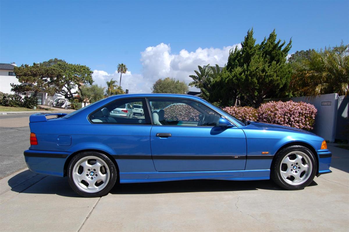 E36 BMW M3 on Cars and Bids Could Sell Sky High