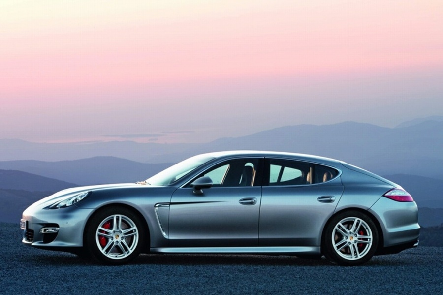 Name:  official-porsche-panamera-leaked-images_1.jpg
Views: 931
Size:  128.5 KB