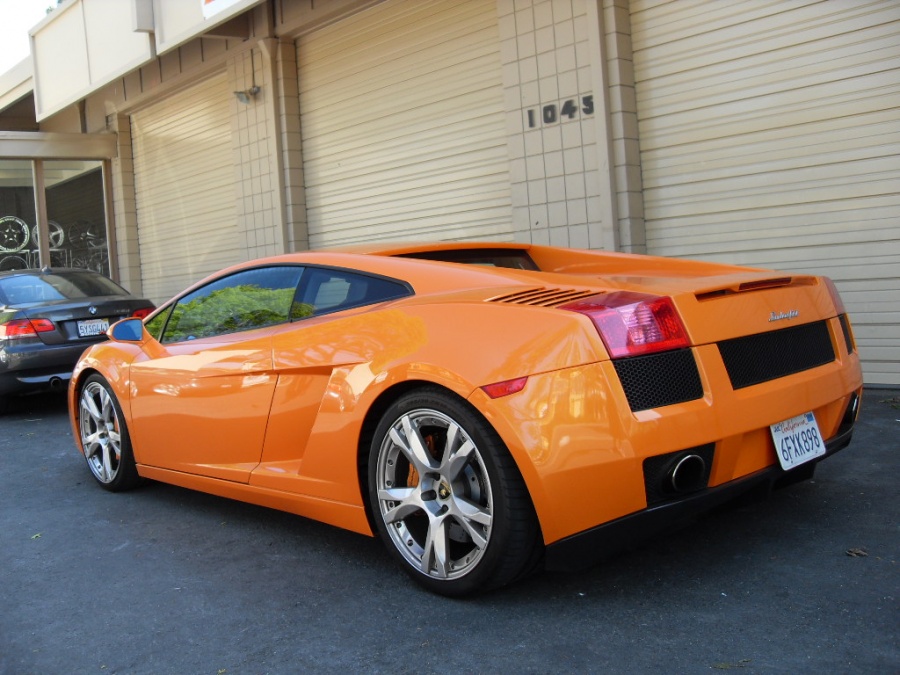 Gallardo LP560-4 Spyder gets a unique Louis Vuitton interior