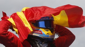 alonso with flag