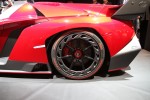 Lamborghini Veneno Roadster Sends Sonic Blast through 2014 International CES