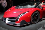 Lamborghini Veneno Roadster Sends Sonic Blast through 2014 International CES