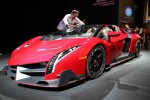 Lamborghini Veneno Roadster Sends Sonic Blast through 2014 International CES