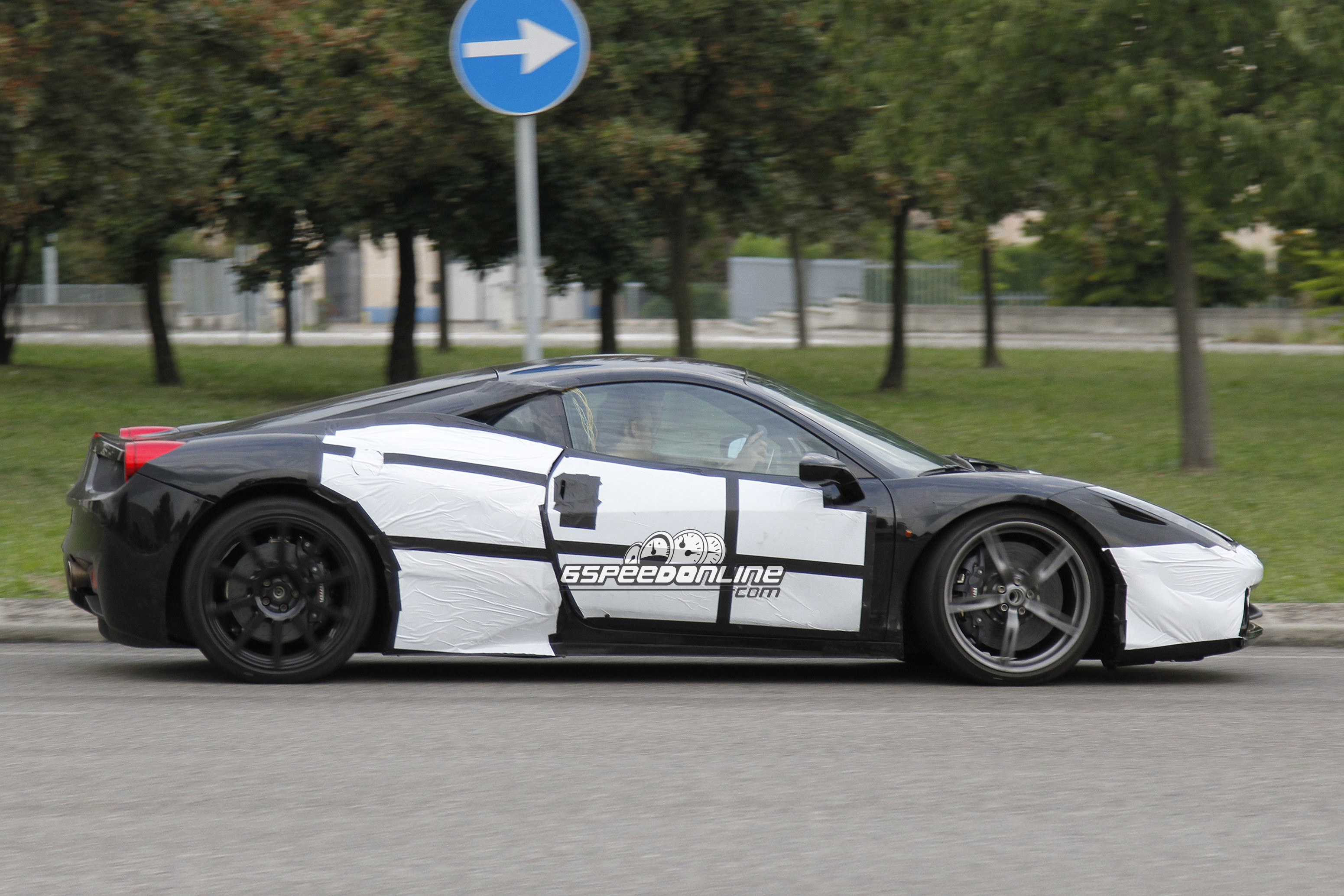 Spy Shots Of The Upcoming Ferrari 458incendiario 6speedonline