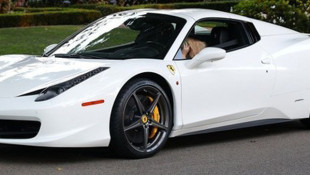 Iggy Azalea Just Bought a Fancy Ferrari 458