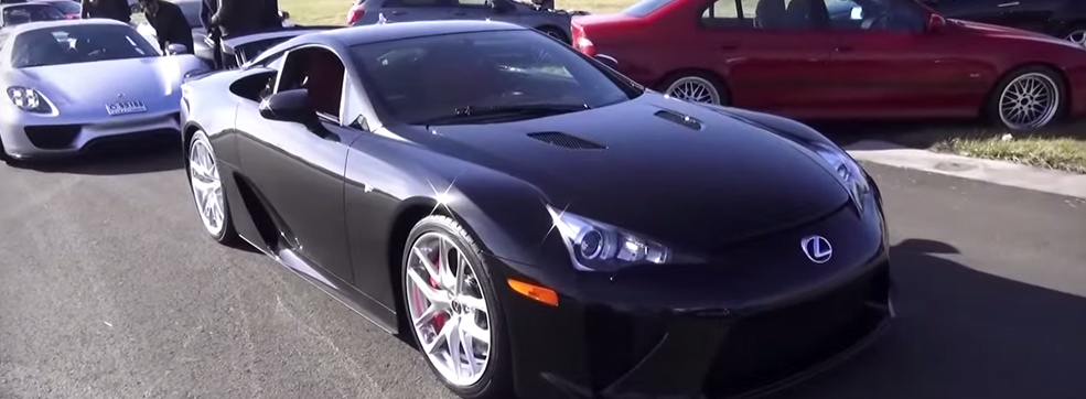 Watch a Porsche 918 Spyder Walk the Lexus LFA