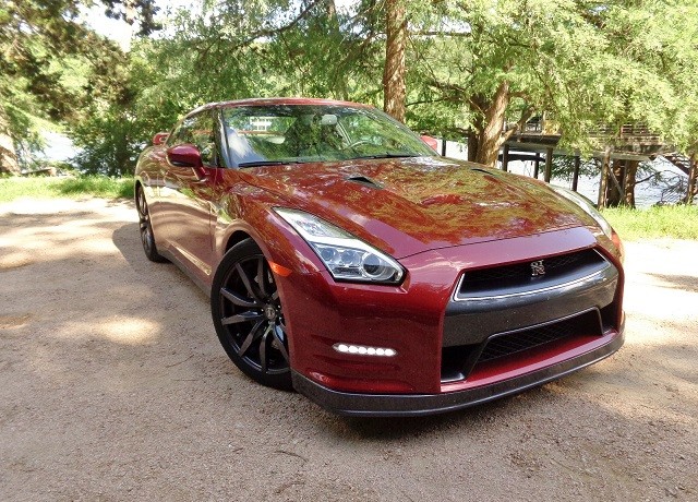 The 2015 Nissan GT-R Proves Change Can Be Both Frightening and Fun