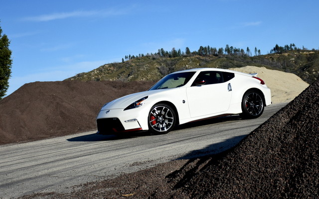 2016 Nissan 370Z NISMO is Your Daily Driver Track Car