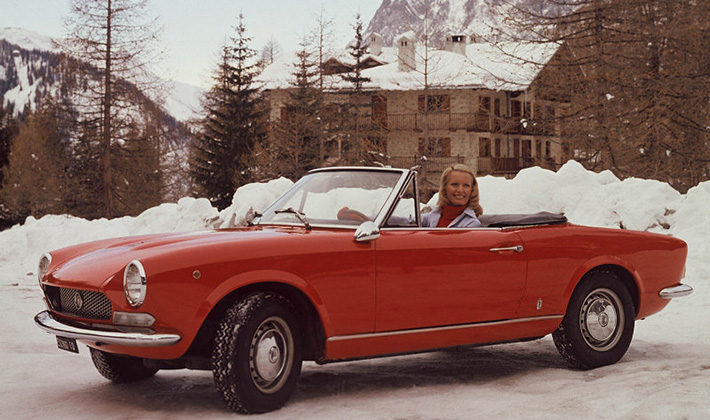 Fiat-124_Sport_Spider_1969