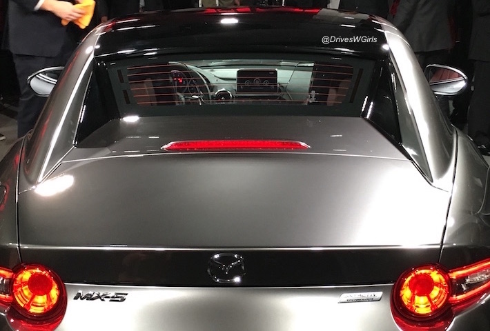 Mazda MX-5 Retractable Fastback