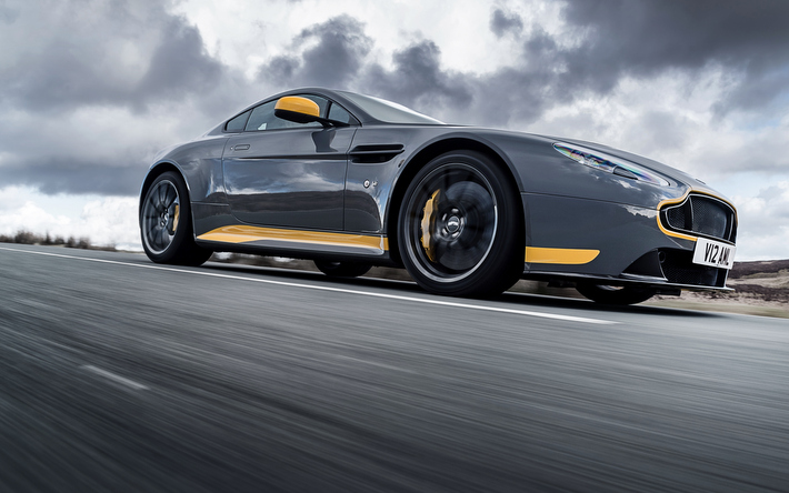 Aston Martin V12 Vantage S Manual