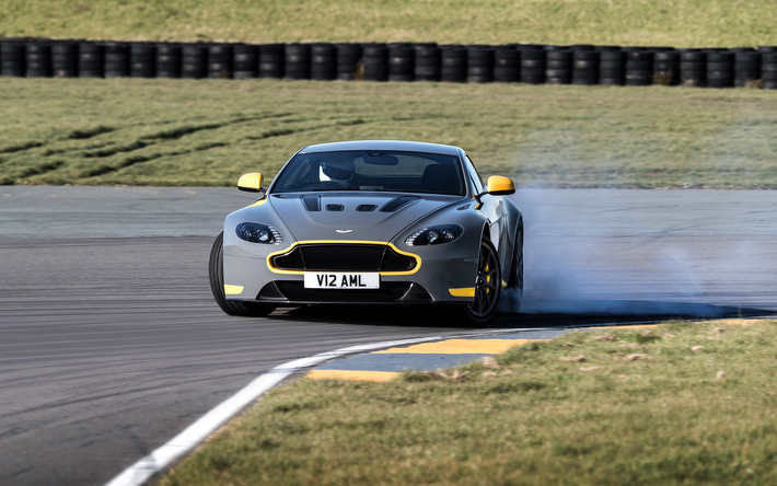 Aston Martin V12 Vantage S Manual