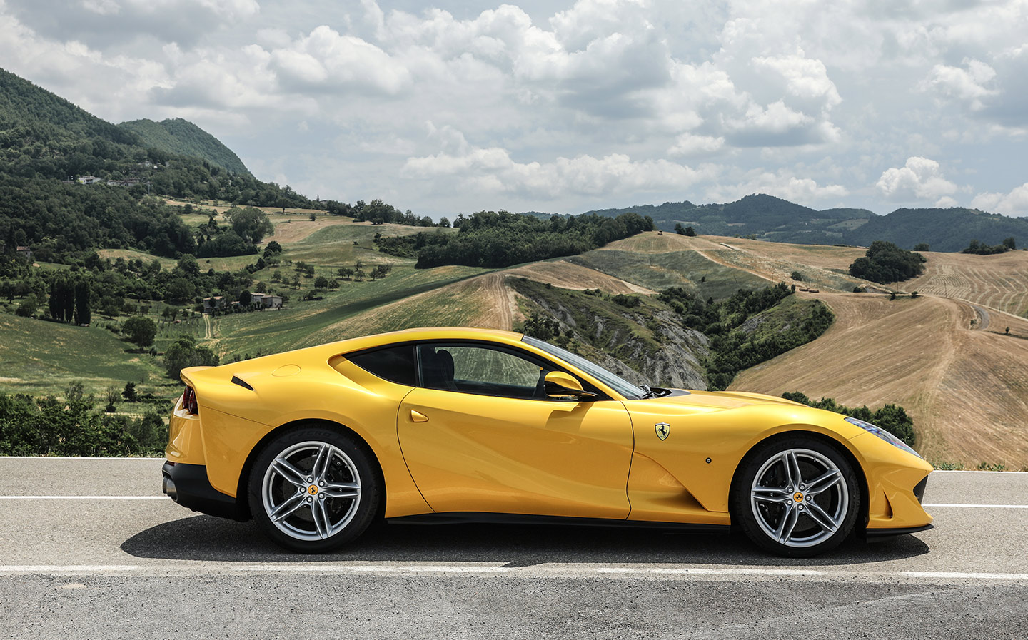 Ferrari 812 Superfast Clarkson (1)