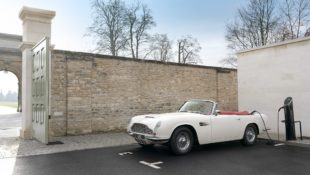 Aston MArtin Works Heritage Reversible EV Concept