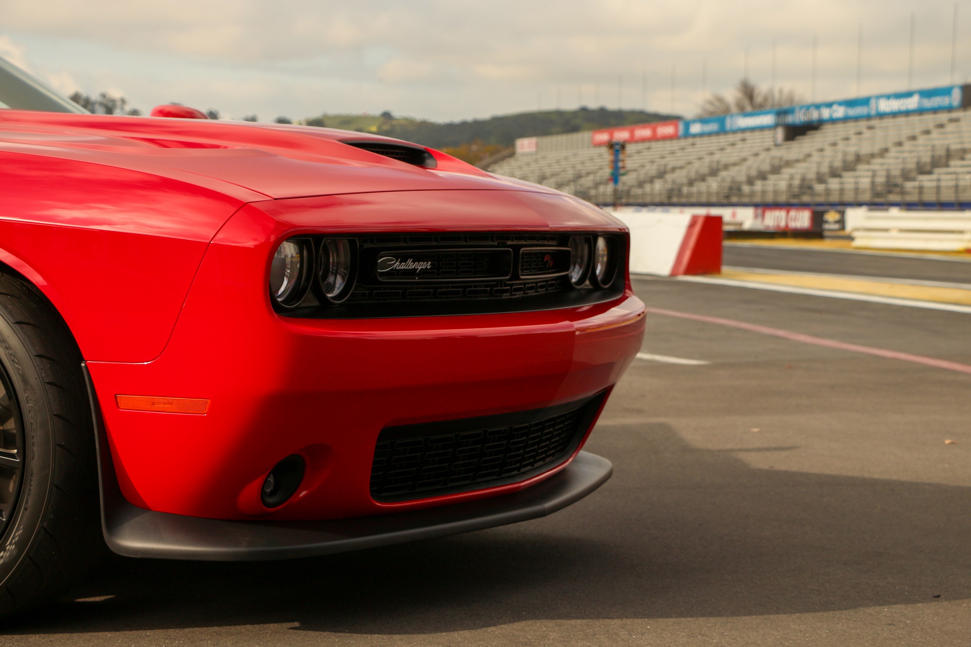 Jake Stumph 2019 Dodge Challenger RT Scat Pack 1320 Drag Strip Test First Drive Review