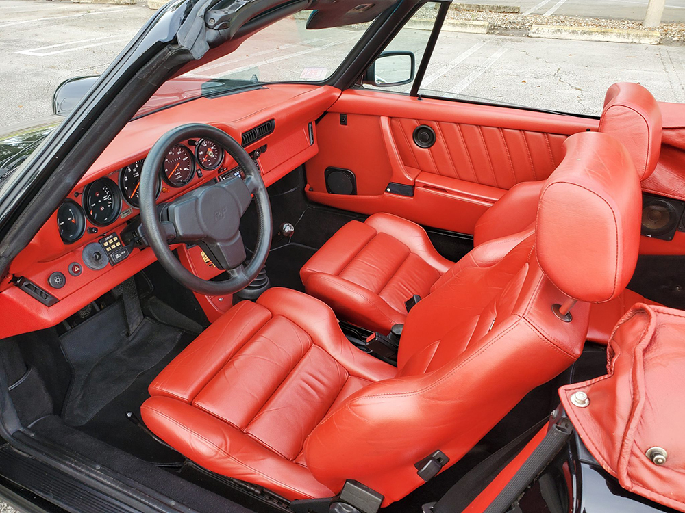 Red interior leather Recaro buckets Porsche 911 turbo cabriolet 1981